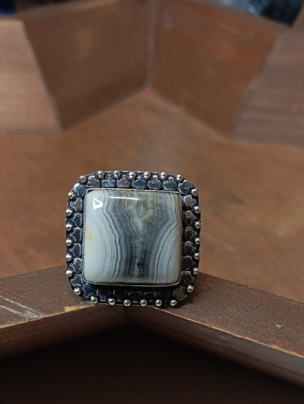 Square Lace Agate Statement Ring in Gray and White